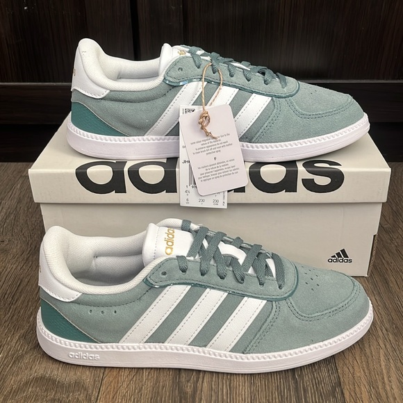 NWT Adidas Breaknet Sleek Women's Shoes - Hazy Esmerald/White - JH6349 - Picture 11 of 12